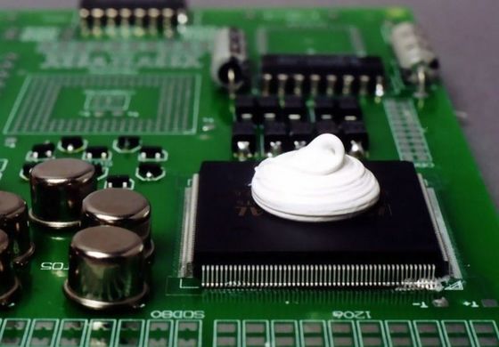 Thermoelectric thermally conductive grease