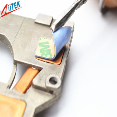 Plakkerige Thermische Gap Vuller 2,0 van het het siliconehiaat van W/mK blauw ultra zacht stootkussen -50 van tif130-20-05S Natually aan 200℃