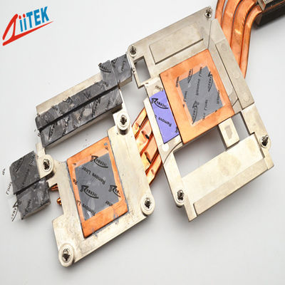 Natuurlijk kleverig 1,5 W/MK Silicone Thermal Conductive Pad Met 45 Shore 00 Voor LED Controller
