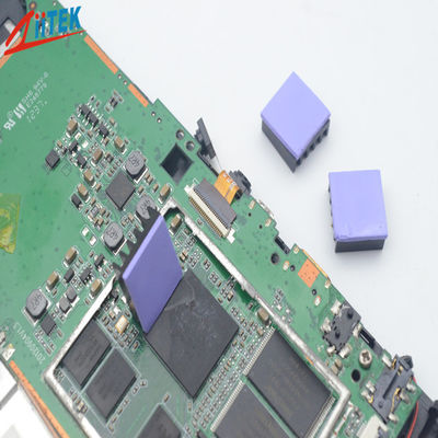 Flexibel thermisch geleidend kussen met hoog kleverig oppervlak voor verbeterde warmteafvoer bij PCB-CPU- en LED-toepassingen