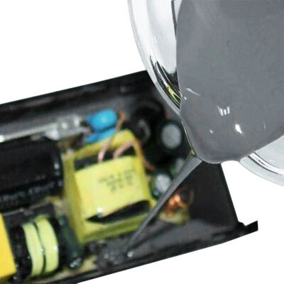 Uitstekende isolatieprestaties 1,5W/MK tweecomponenten epoxy-afdichtmiddel voor bescherming tegen inkapseling van elektronische componenten